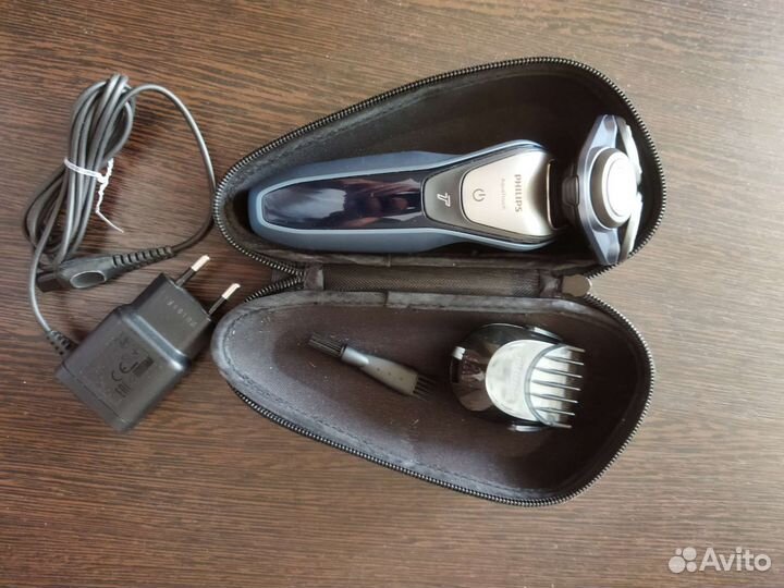 Электробритва philips