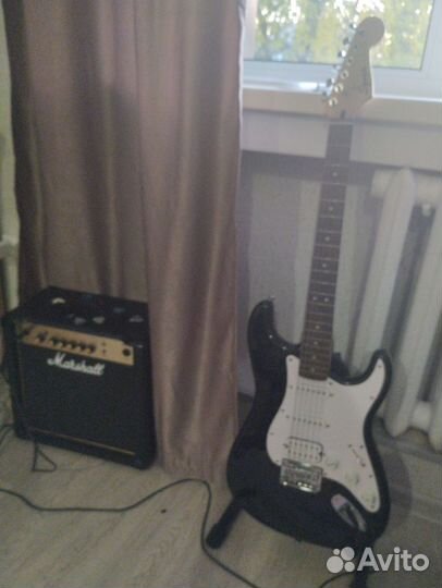 Fender squier bullet stratocaster hss