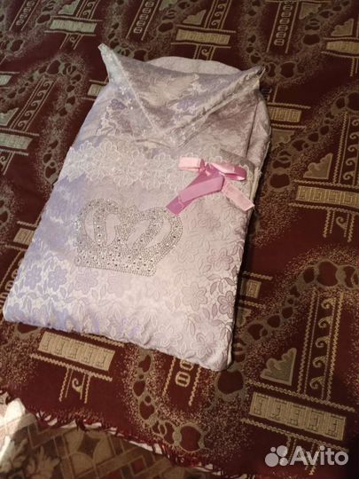 Уголок на выписку