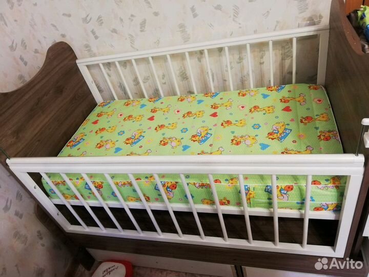 Кроватка-трансформер