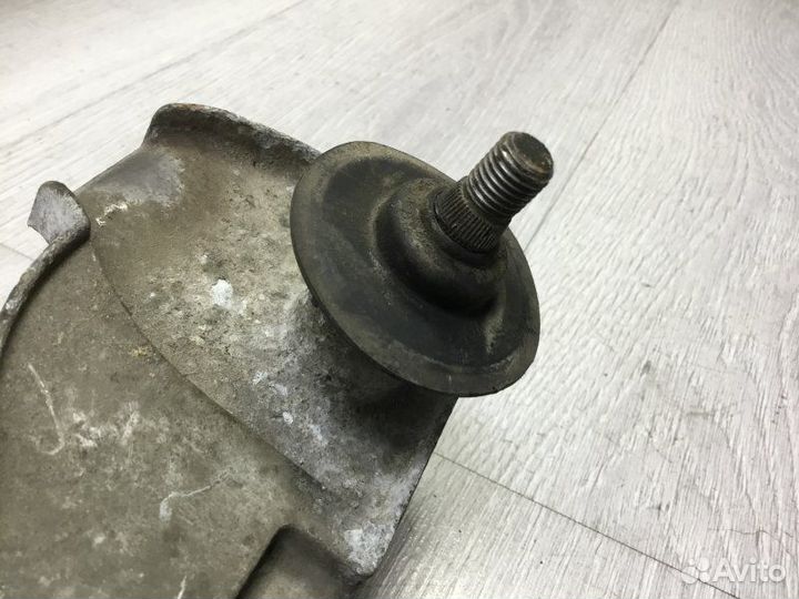 Трапеция дворников Nissan Navara 2.5 2008