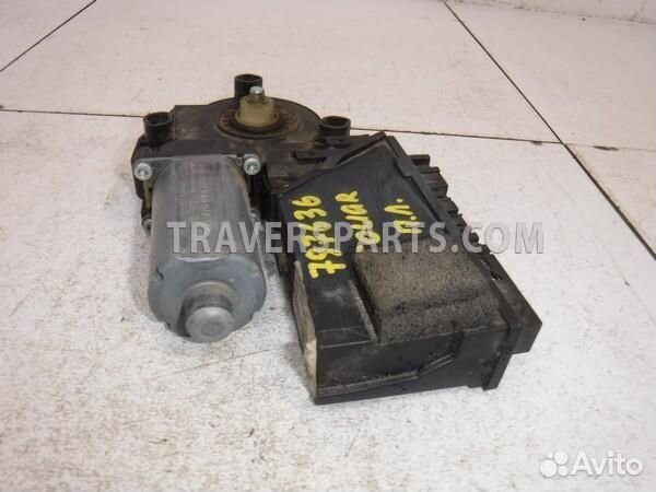 Моторчик переднего левого стеклоподъемника