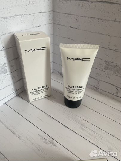 Пилинг для лица Lancome, MAC