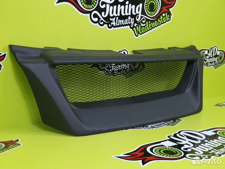 Решетка Liberal Subaru Forester SF5 SF9