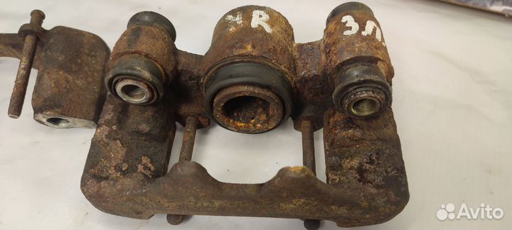 Задний правый суппорт Chery Tiggo T11