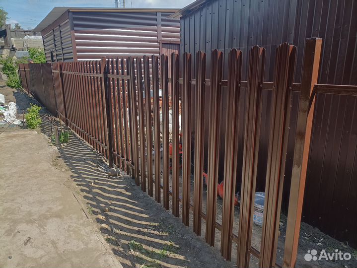 Бурение лунок мотобуром