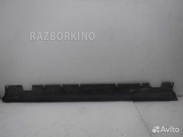 Накладка на левый порог