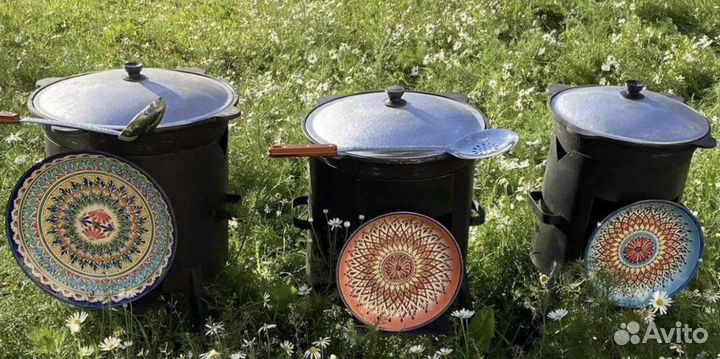 Kaзан чугунный 12 литpoв c пeчкой