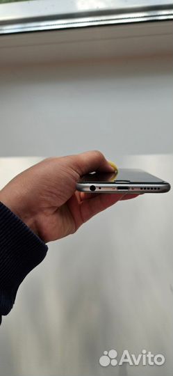 Продам iPhone 6s