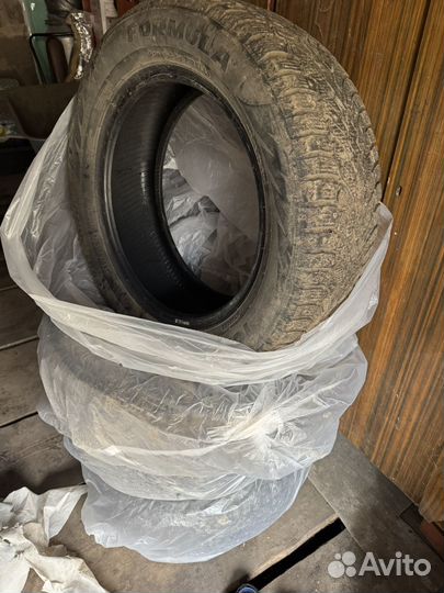 Formula Ice 205/60 R16