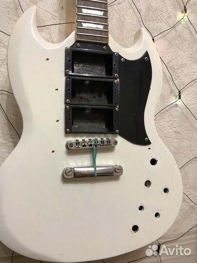 Реплика Gibson SG