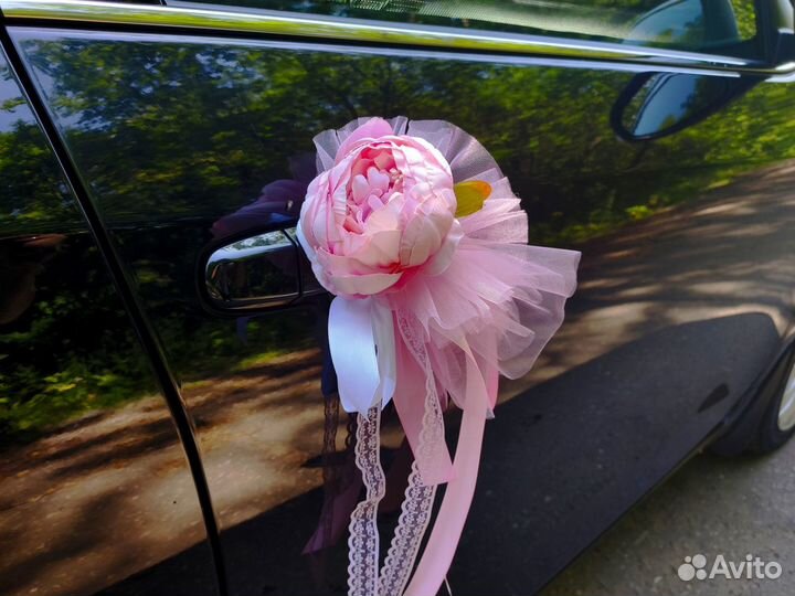 Свадебные украшения на машину