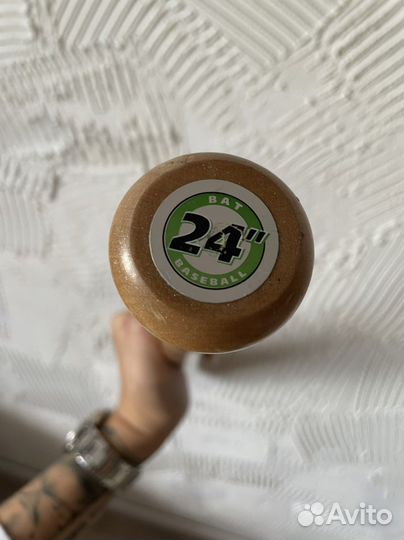 Бейсбольная бита