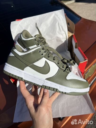 Nike Dunk Low Medium Olive