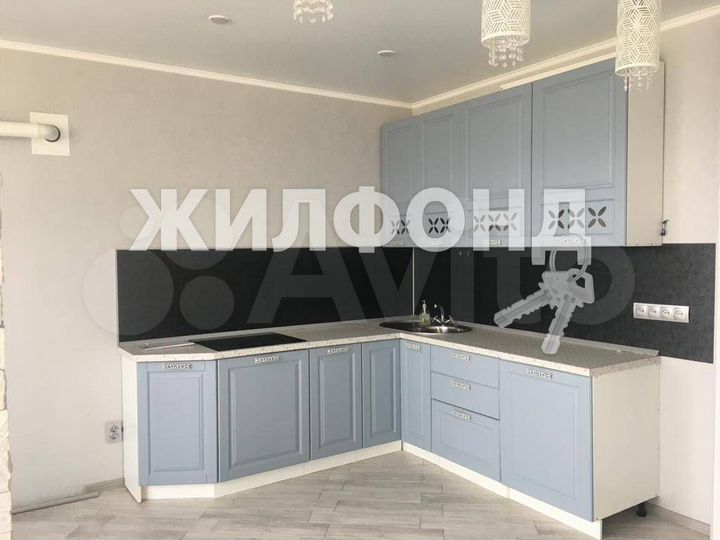 1-к. квартира, 42 м², 10/15 эт.