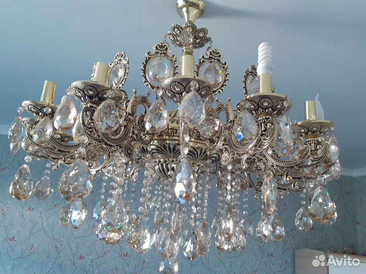 Большая люстра 16рожков хрустальная