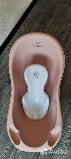 Ванночка для купания с горкой