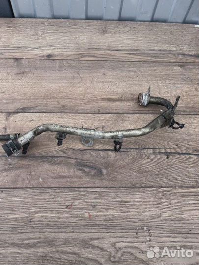 Трубка охлаждения двигателя Nissan Primera 2.0