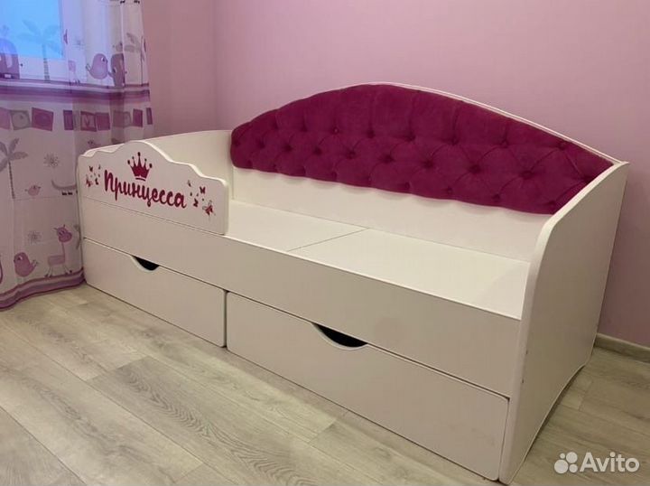 Детская Кровать с мягкой спинкой