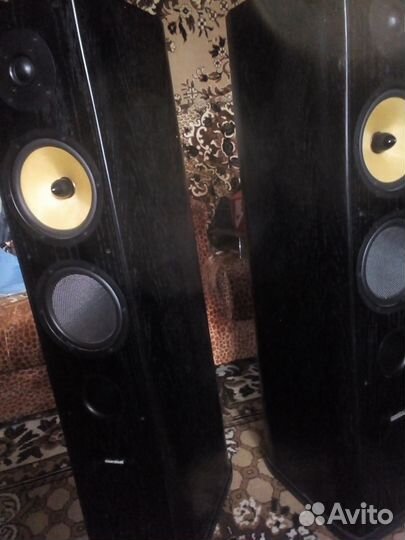 Мощные напольники Marshall Pershing-F2