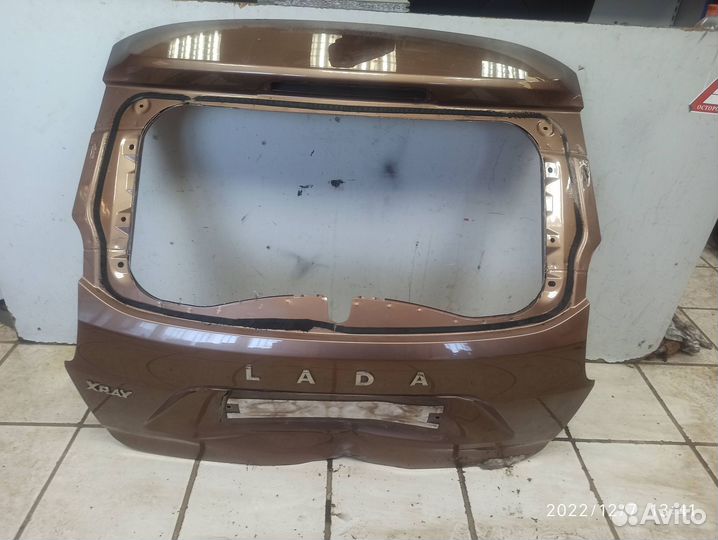Дверь багажника LADA X-RAY 2016)