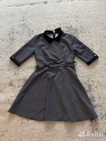 Продам платья 42 размера