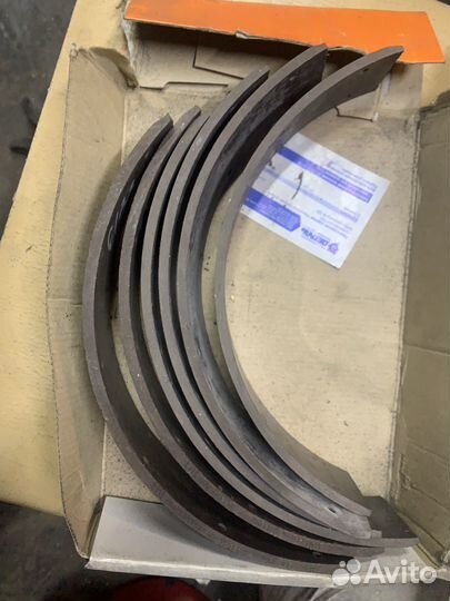 Колодка с фрикционной накладкой перед.и зад