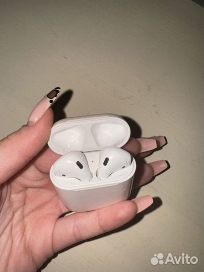 Airpods 2