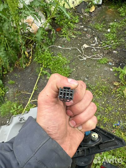 Зеркало левое Subaru Forester SG5