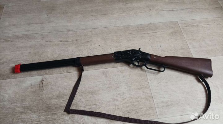 Игрушечное ружье