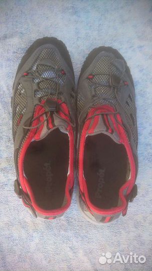 Кроссовки летние