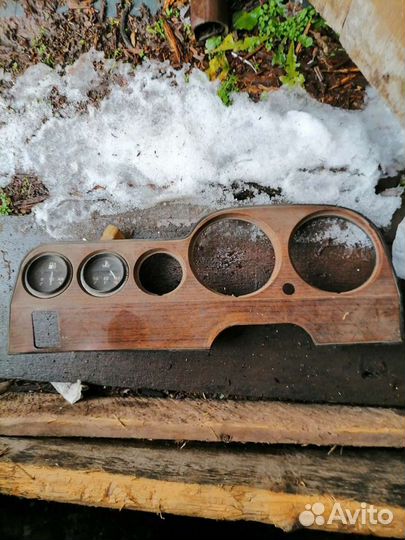 Зап части на ваз 2103