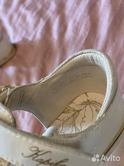 Босоножки для девочки