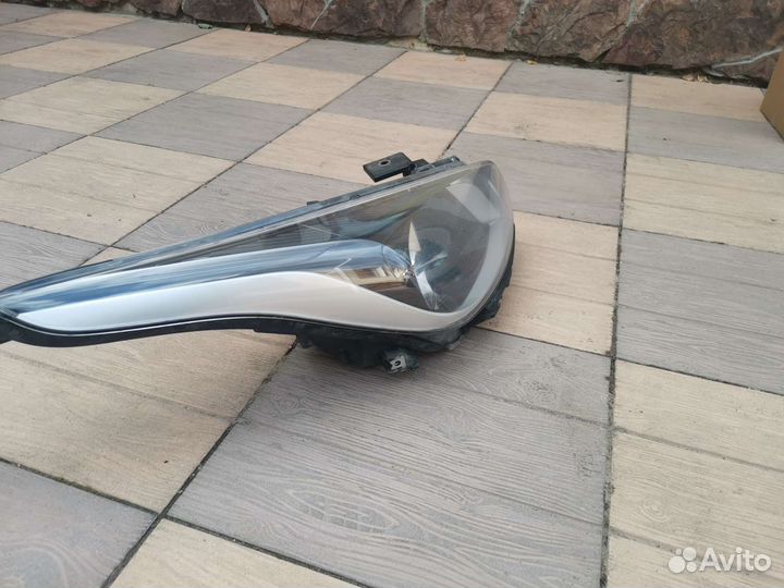 Фара передняя правая kia rio 4 X-line