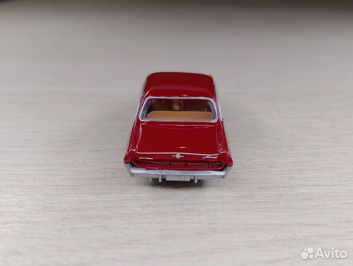 A30) Opel Admiral B (1968-1977) красный