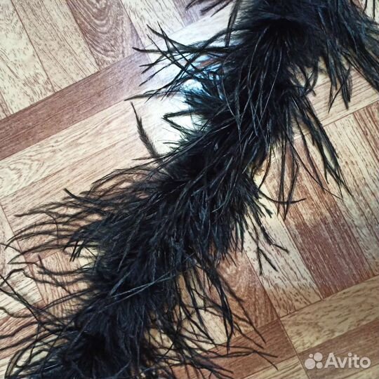 Перьевой воротник