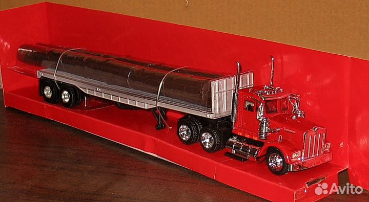 Модель машины NewRey. Кenworth W900 лесовоз N29