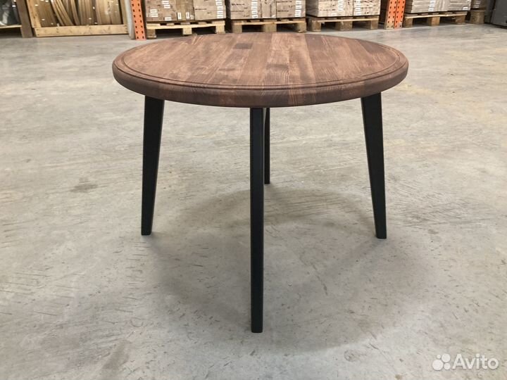 Столик круглый кофейный массив Сосны