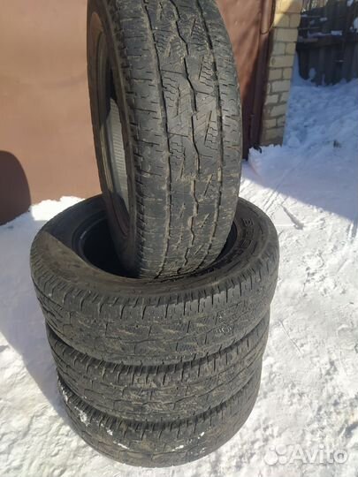 Bridgestone Dueler A/T 215/65 R16