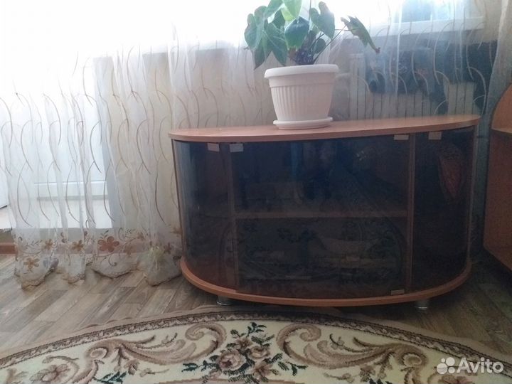 Тумба под тв