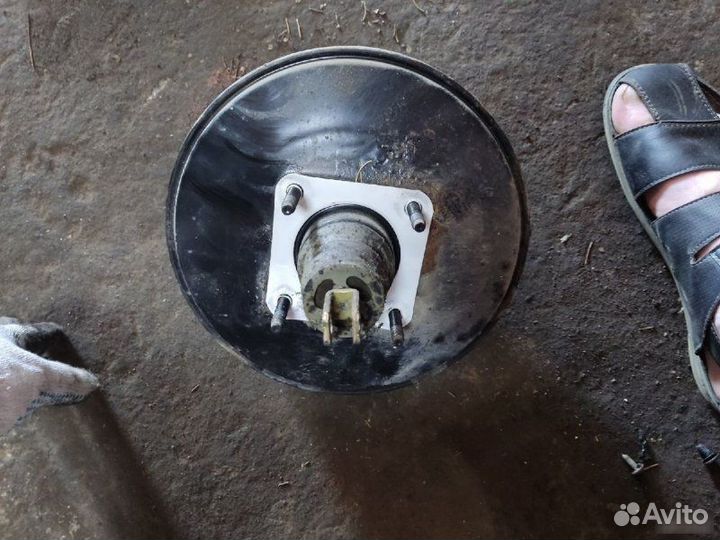 Вакуумный усилитель тормозов Ford Fusion