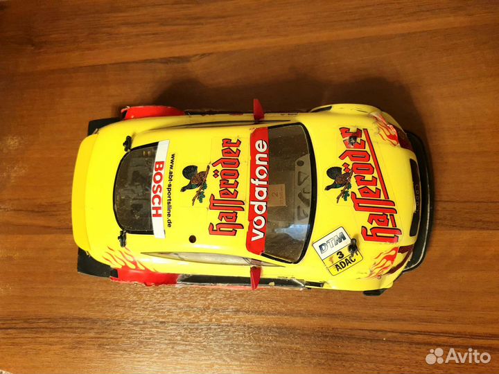 Радиоуправляемая машина для дрифта