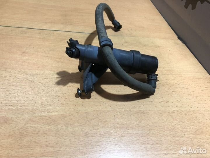 Форсунка омывателя Правой фары BMW e60