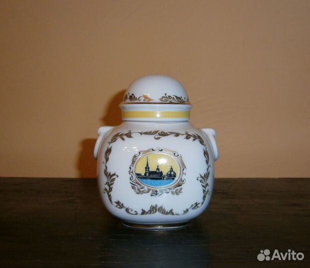 Фарфоровая чайница лфз Нева