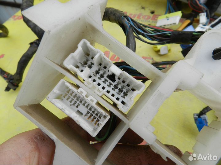 Проводка под торпедо Nissan Almera Classic