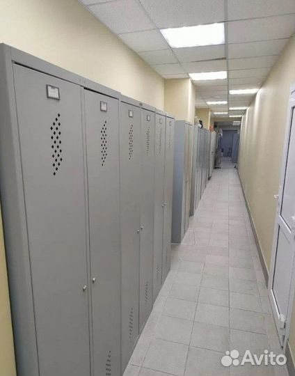 Шкаф металлический для одежды