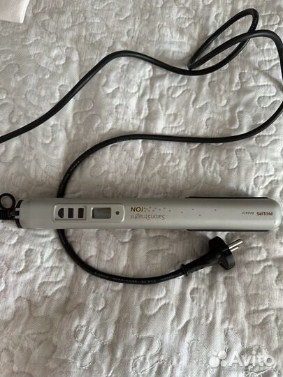 Выпрямитель для волос новый