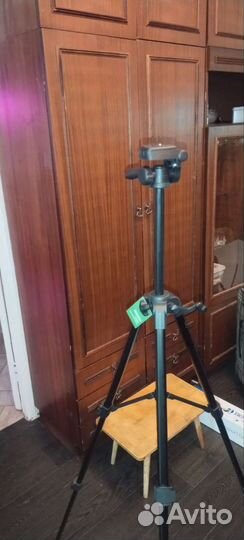 Штатив для фотоаппарата