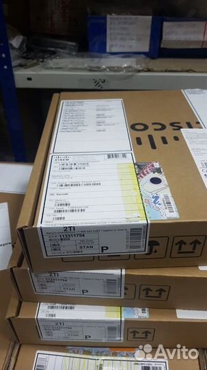 Новый C9200L-stack-KIT / 3 шт