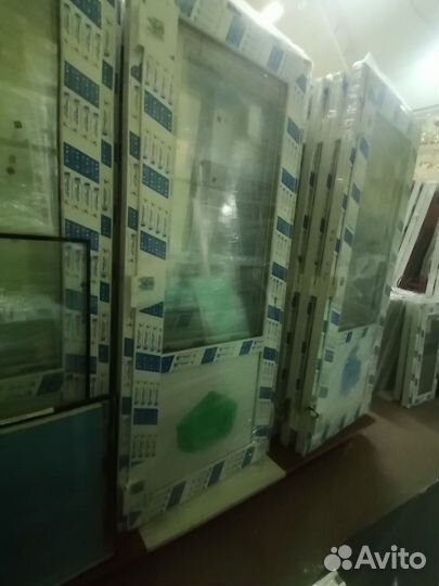 Дверь 950х2100 мм алюминиевая входная